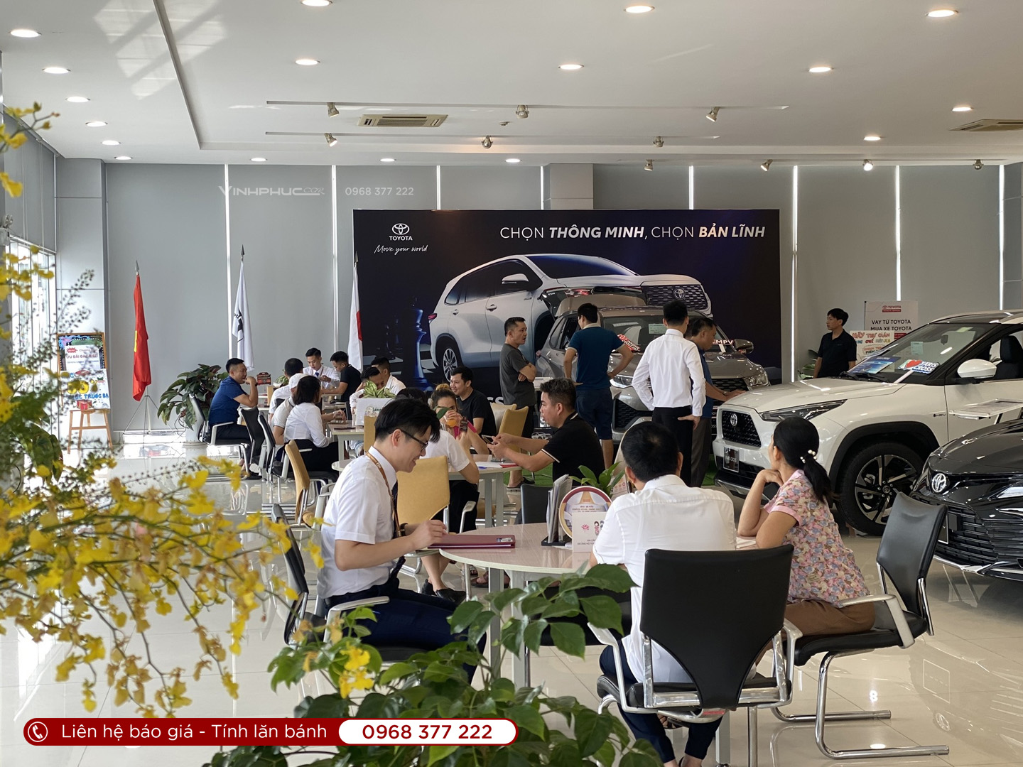 toyota vinh phuc 9 Toyota Vĩnh Phúc - Đại lý Toyota chính hãng tại Vĩnh Phúc